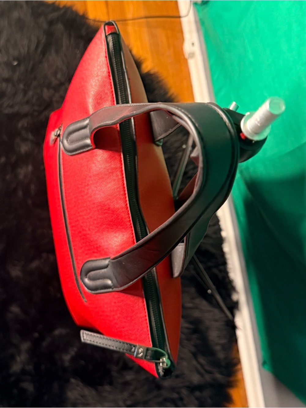 Red Leather Tote Bag with Black Handles - Picture 3 of 13